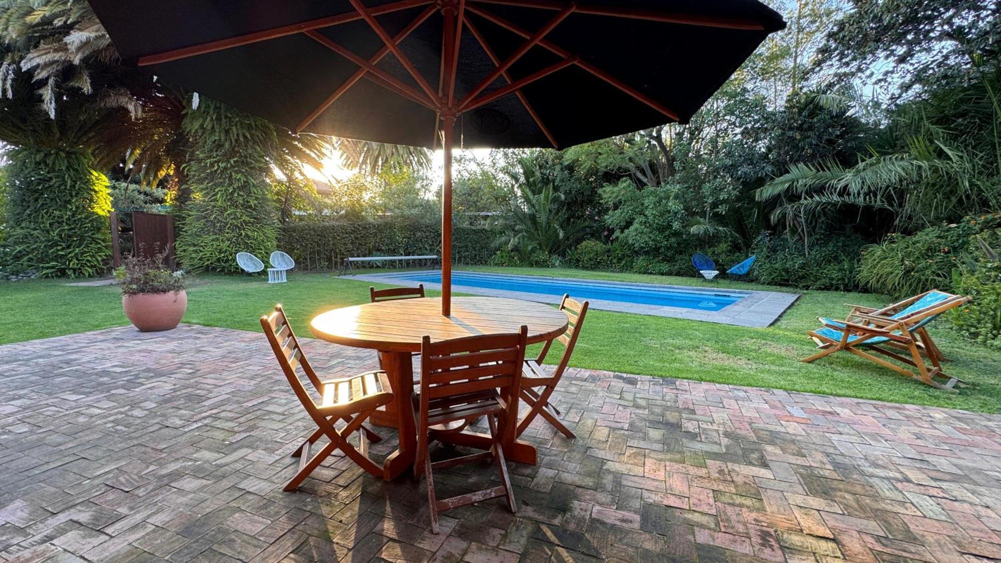 Rukka Lodge Tumbaco Buitenkant foto